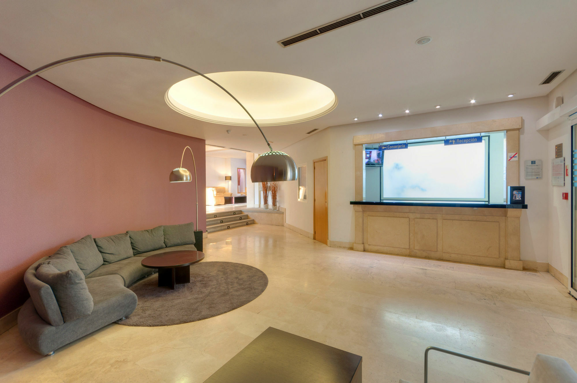 חטאפה Gran Hotel Los Angeles מראה חיצוני תמונה